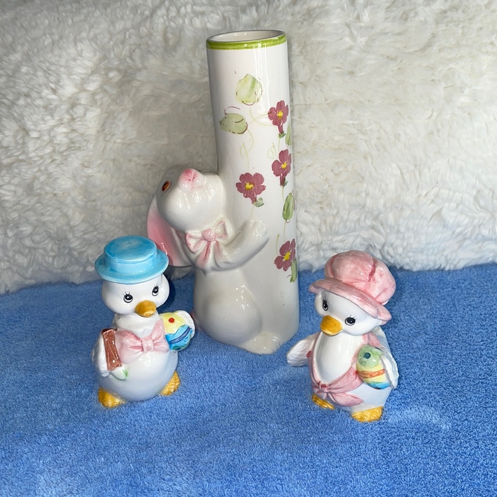 Vintage Rare Find Weiss, Brazil.  Bunny hugging a Stunning vase.